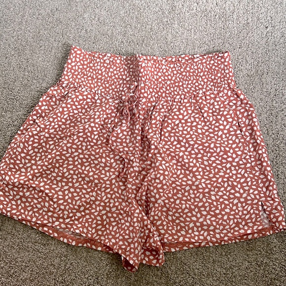 Abercrombie & Fitch High Waist Orange and White soft shorts size small - Picture 1 of 2